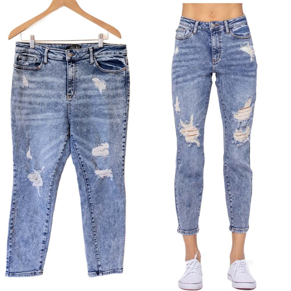 JUDY BLUE Destroyed Acid Wash Boyfriend Jeans Size 15 / 32 High Waist Ankle